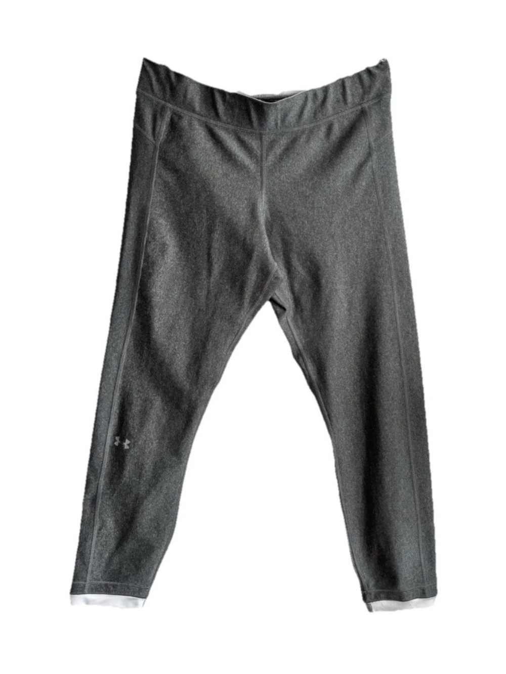 Under Armour Gray Capri Leggings Women’s M Cropped Athletic Workout Yoga